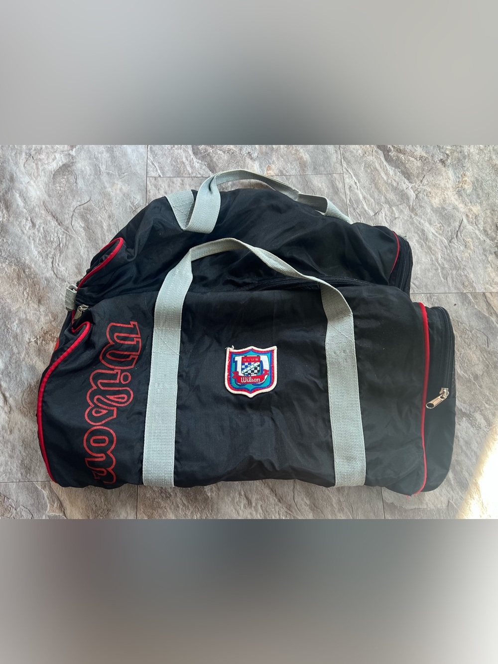 WILSON CLUB SPORT - Vtg 1980s Black Nylon Duffle Gym Bag Carry-on Luggage